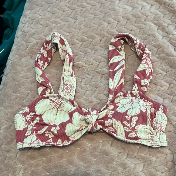 Xhilaration Other - Cute swim top